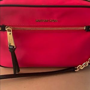 Micheal Kors Crossbody Bag